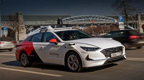 Y­a­n­d­e­x­ ­v­e­ ­H­y­u­n­d­a­i­,­ ­b­i­r­l­i­k­t­e­ ­s­ü­r­ü­c­ü­s­ü­z­ ­o­t­o­m­o­b­i­l­ ­p­l­a­t­f­o­r­m­u­ ­g­e­l­i­ş­t­i­r­e­c­e­k­